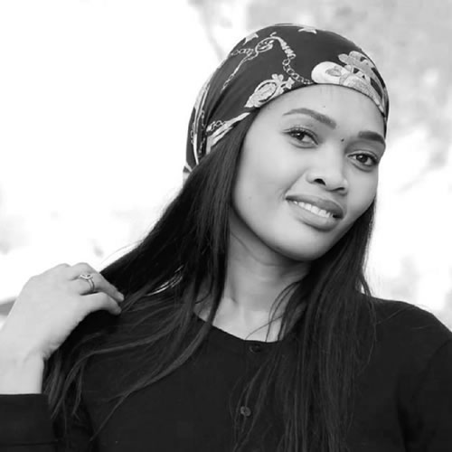 Zintle Martin - Author Image